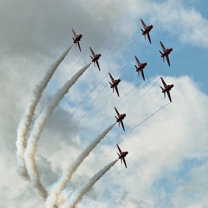 205_Fairford RIAT_Red Arrows na British Aerospace Hawk T1.jpg